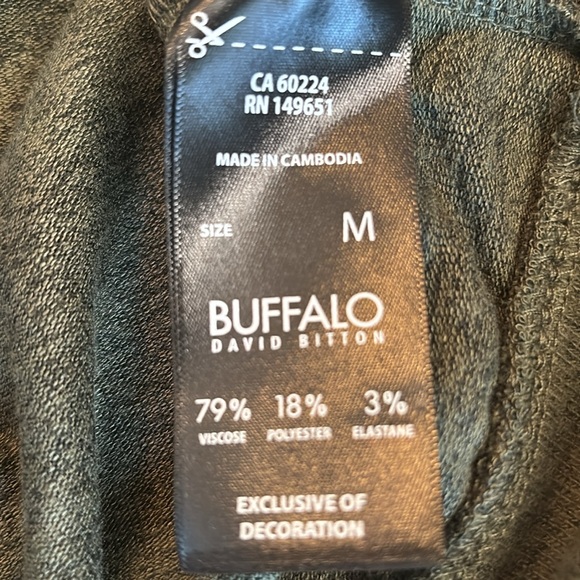 Buffalo long sleeve top, New with tags - Picture 4 of 7